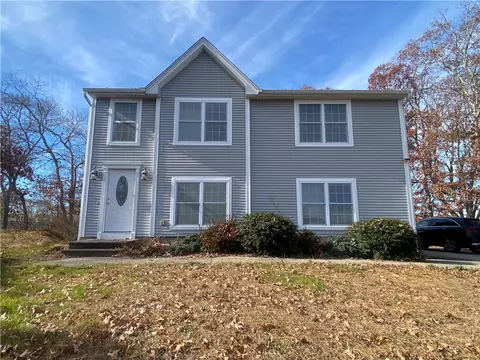 4 Fieldstone Way, Westerly, RI 02891