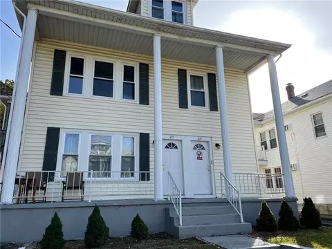 211 Hemond Ave, Woonsocket, RI 02895 photo 2
