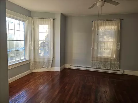 32 Charles St, Woonsocket, RI 02895 photo 7