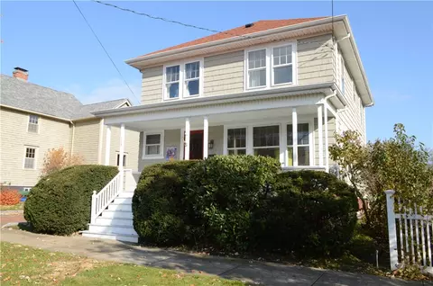 114 Wood St, Bristol, RI 02809