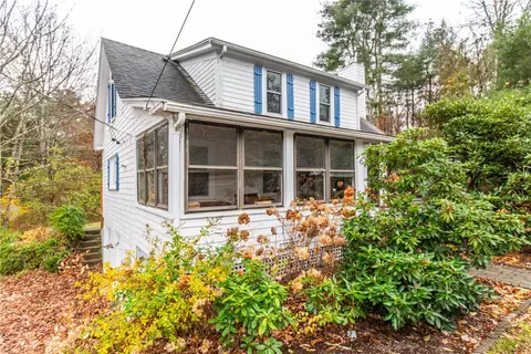 121 Danielson Pike, Foster, RI 02825