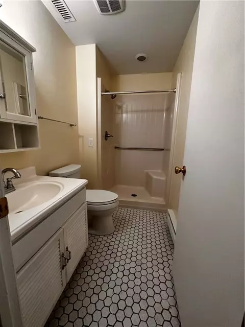272 Chatham Cir, Warwick, RI 02886 photo 4