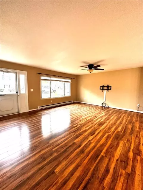 272 Chatham Cir, Warwick, RI 02886 photo 6
