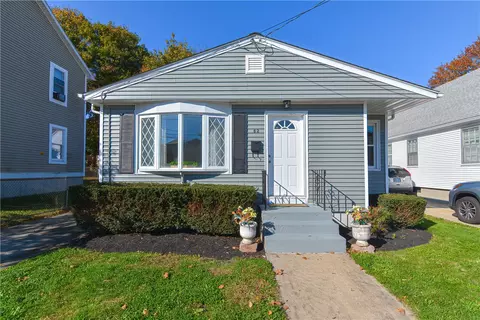 62 Crandall St, Providence, RI 02908
