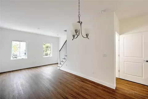 21 Danforth St, Providence, RI 02908 photo 12