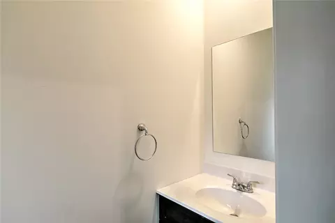 21 Danforth St, Providence, RI 02908 photo 14