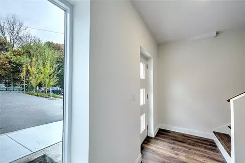 23 Danforth St, Providence, RI 02908 photo 4