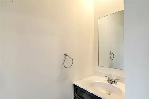 23 Danforth St, Providence, RI 02908 photo 17