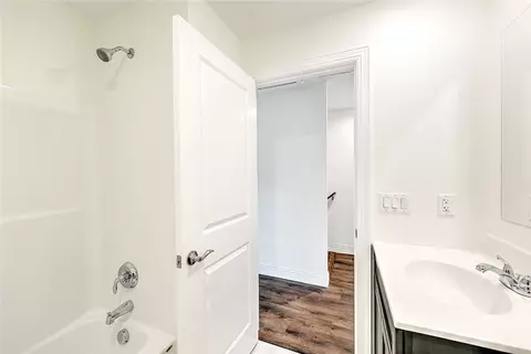 23 Danforth St, Providence, RI 02908 photo 24