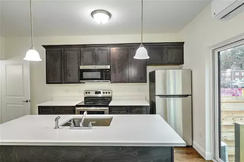 23 Danforth St, Providence, RI 02908 photo 10