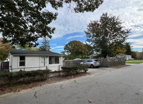 74 Lloyd Ave, Warwick, RI 02889