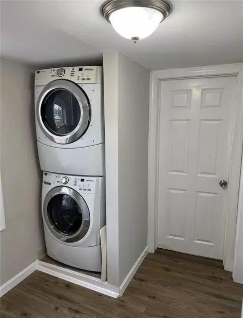 74 Lloyd Ave, Warwick, RI 02889 photo 13