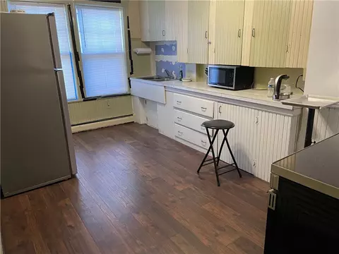 58 Bernice Ave, Woonsocket, RI 02895 photo 4