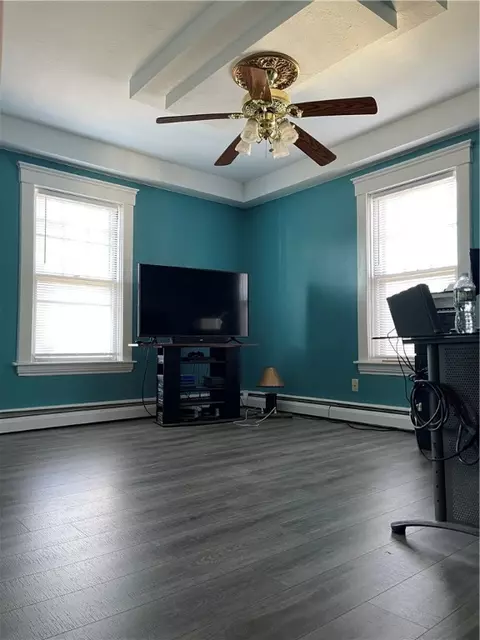 58 Bernice Ave, Woonsocket, RI 02895 photo 2