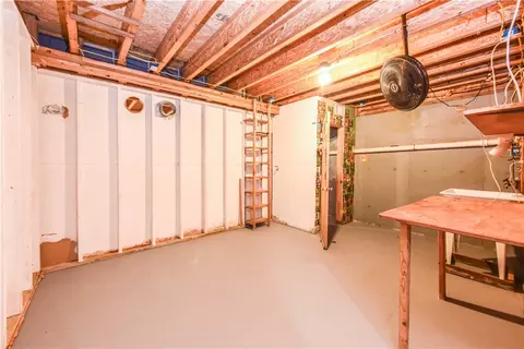 5800 Flat River Rd, Coventry, RI 02827 photo 43
