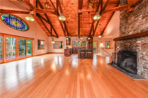 5800 Flat River Rd, Coventry, RI 02827 photo 11