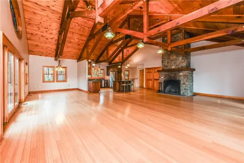 5800 Flat River Rd, Coventry, RI 02827 photo 10