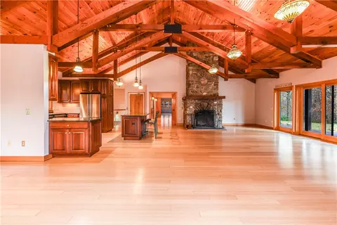 5800 Flat River Rd, Coventry, RI 02827 photo 12