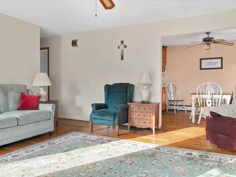 13 Lakeside Dr, Westerly, RI 02891 photo 12