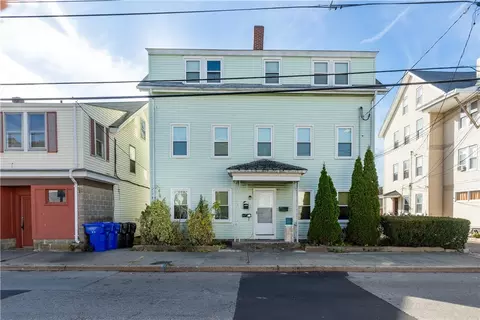 230 Washington St, Central Falls, RI 02863