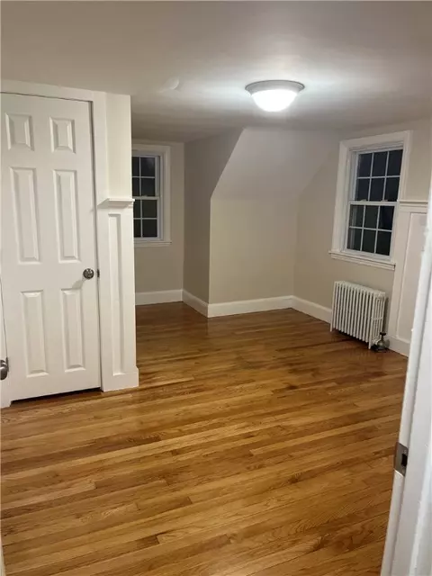 288 Pine St, Warwick, RI 02888 photo 8