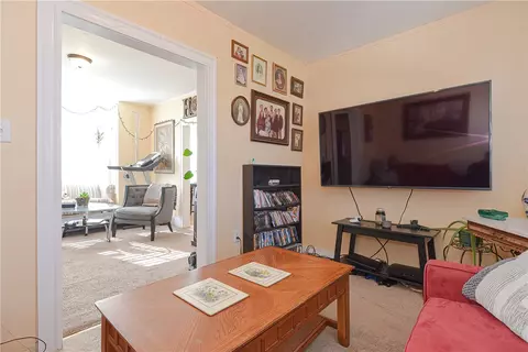 68 Read Ave, Coventry, RI 02816 photo 9