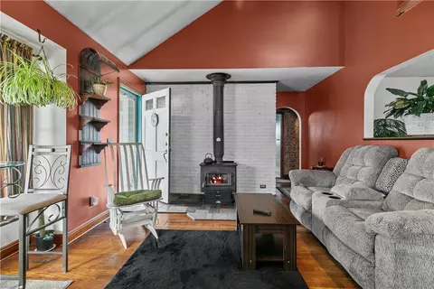 22 Arnold Rd, Coventry, RI 02816 photo 9