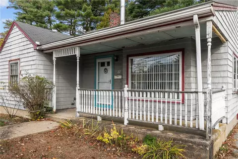 22 Arnold Rd, Coventry, RI 02816 photo 2