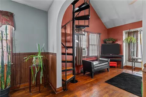 22 Arnold Rd, Coventry, RI 02816 photo 8