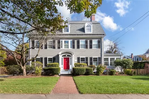 125 Morris Ave, Providence, RI 02906