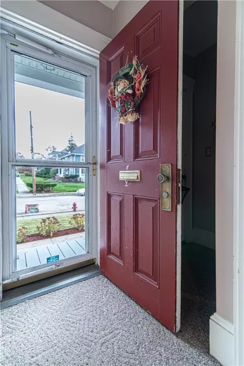 60 Meadow Rd, Woonsocket, RI 02895 photo 7