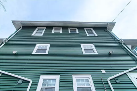 60 Meadow Rd, Woonsocket, RI 02895 photo 6