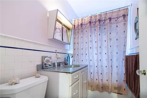 60 Meadow Rd, Woonsocket, RI 02895 photo 17