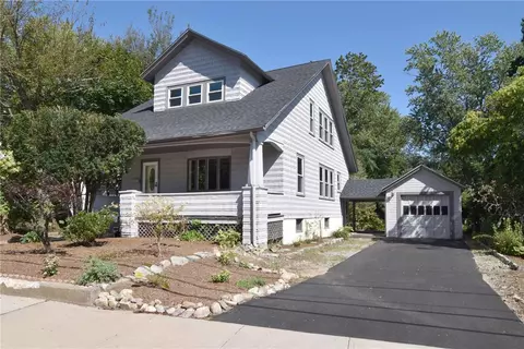 339 Old River Rd, Lincoln, RI 02838
