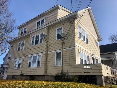 178 Warren Ave, East Providence, RI 02914