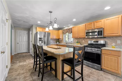 43 Ginger Trl, Coventry, RI 02816 photo 13