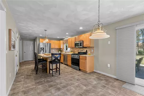 43 Ginger Trl, Coventry, RI 02816 photo 10