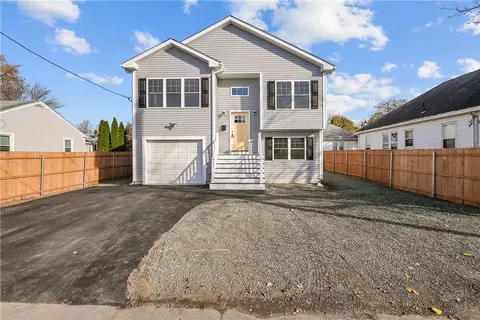 35 Rosella Ave, Pawtucket, RI 02861