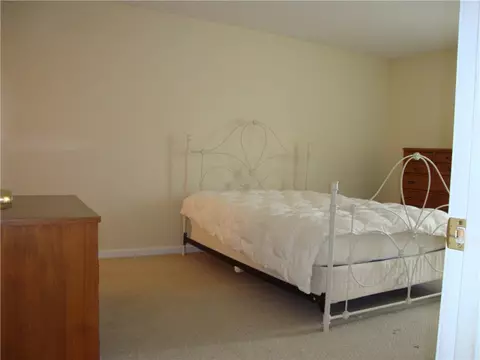 33 Cobblestone Ln, Westerly, RI 02891 photo 7