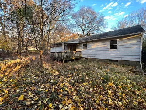 263 Brian Dr, Warwick, RI 02886 photo 9