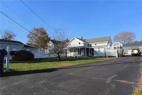 25 Pierce St, Westerly, RI 02891
