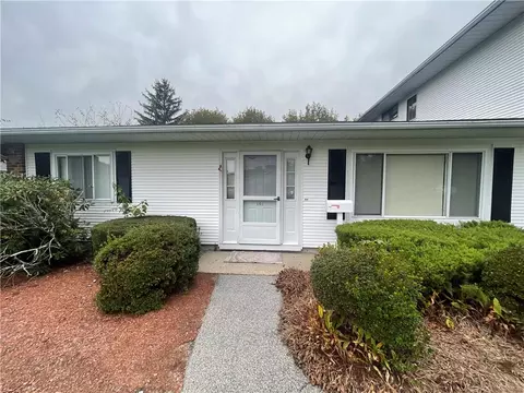 161 Edaville Ct, Warwick, RI 02886