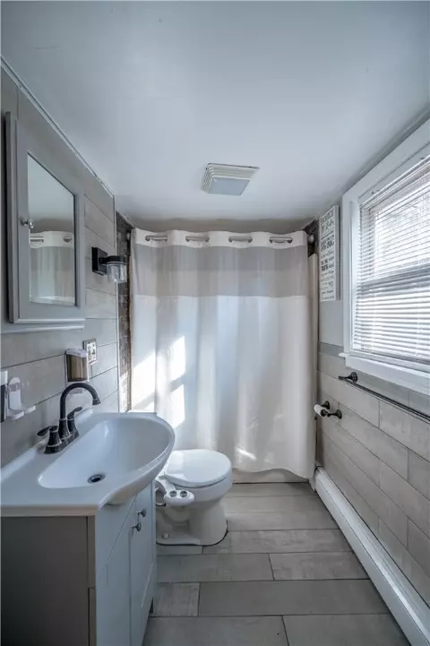 148 Wingate Ave, Warwick, RI 02888 photo 10