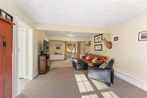 645 Ten Rod Rd, Exeter, RI 02822 photo 12