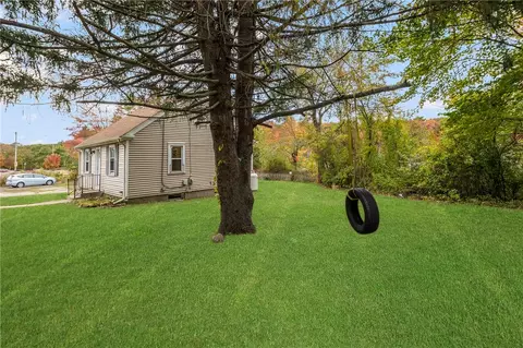 4717 Flat River Rd, Coventry, RI 02827 photo 6