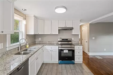 4717 Flat River Rd, Coventry, RI 02827 photo 8