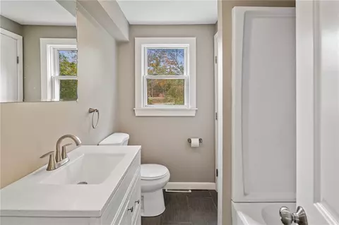 4717 Flat River Rd, Coventry, RI 02827 photo 16