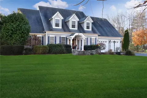 306 Delano Dr, North Kingstown, RI 02852