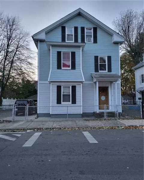 30 Alverson Ave, Providence, RI 02909