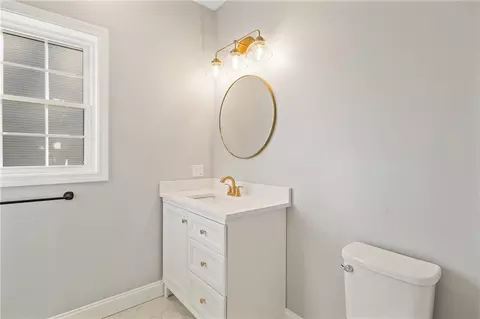 499 Louise St, Woonsocket, RI 02895 photo 8